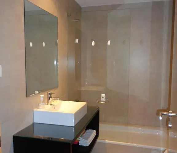 Rochatower 8f Lejlighed